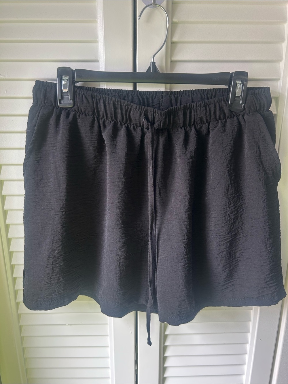 just be Black Elastic Waist Drawstring Athletic Shorts